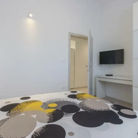 House Rojni *