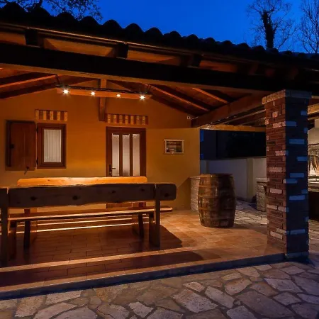 House Rojni *