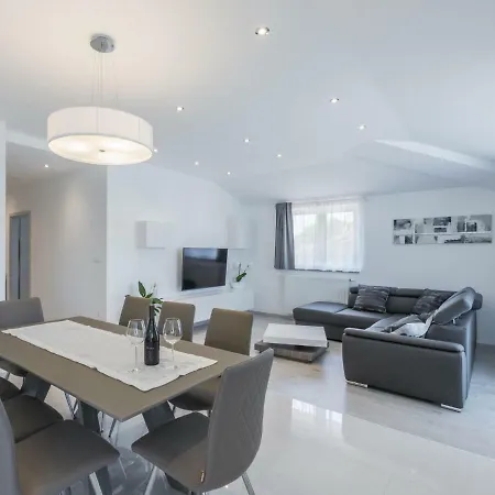 House Rojni * Medulin
