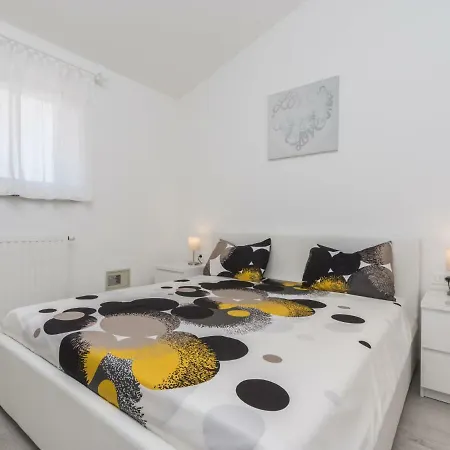 Apartmán House Rojni